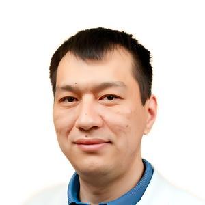 Акбаев Айбек Аскарович, эндоскопист - Алматы