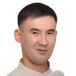 Жолдасбек Досжан Сапарбекұлы, Тіс дәрігері, Балалар тіс дәрігері, Стоматолог-хирург - Алматы