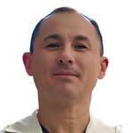 Попов Арсентий Викторович, Офтальмолог-хирург - Алматы