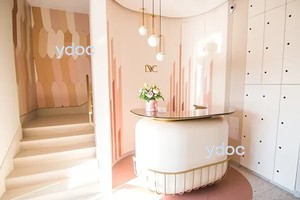 Стойка администратора