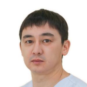 Рыспеков Мадияр Серікұлы - фотосурет Рыспеков Мадияр Серікұлы, анестезиолог-реаниматолог - Астана