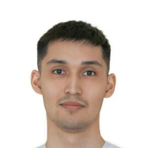 Уалиев Дастан Мәжитұлы - фотосурет Уалиев Дастан Мәжитұлы, анестезиолог-реаниматолог - Астана