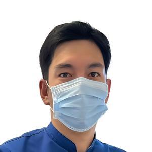 Куванышов Ерсит Умаркулович - фотография Куванышов Ерсит Умаркулович, стоматолог - Рудный