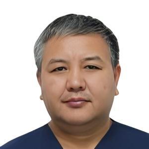 Сапаров Тыныбек Қырықбайұлы - фотосурет Сапаров Тыныбек Қырықбайұлы, кардиохирург - Шымкент