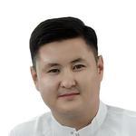 Ержанов Адиль Ержанович, Стоматолог-хирург, Стоматолог-имплантолог - Усть-Каменогорск